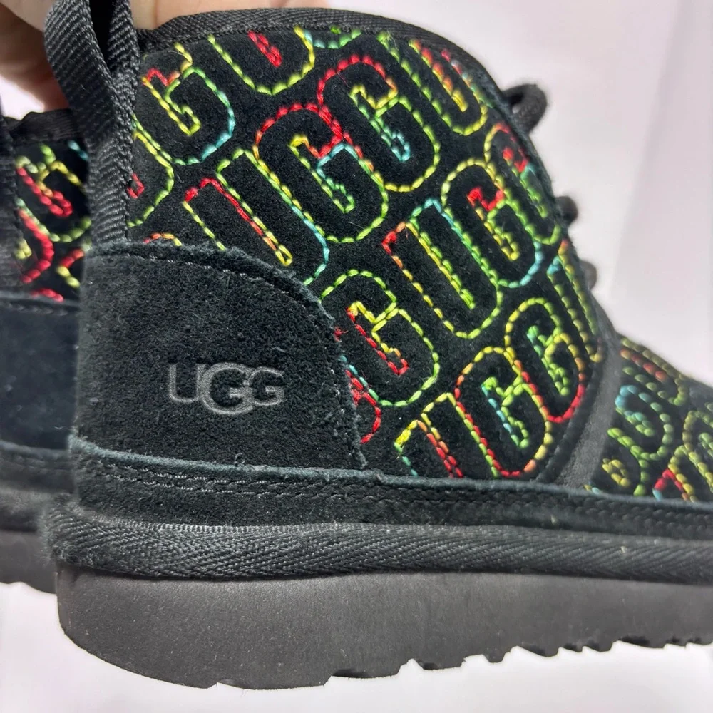 UGG NEUMEL II GRAPHIC‎ STITCH BLACK SUEDE BOOTS SIZE 10 TODDLER